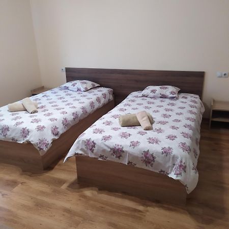 Guesthouse River House 스빌렌그라드 외부 사진